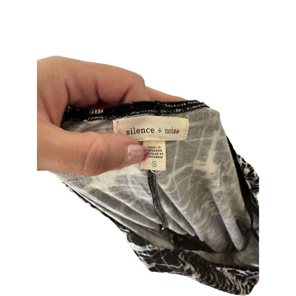 SILENCE & NOISE Black Cream Print Long Sleeve Dress Size S - Picture 4 of 7